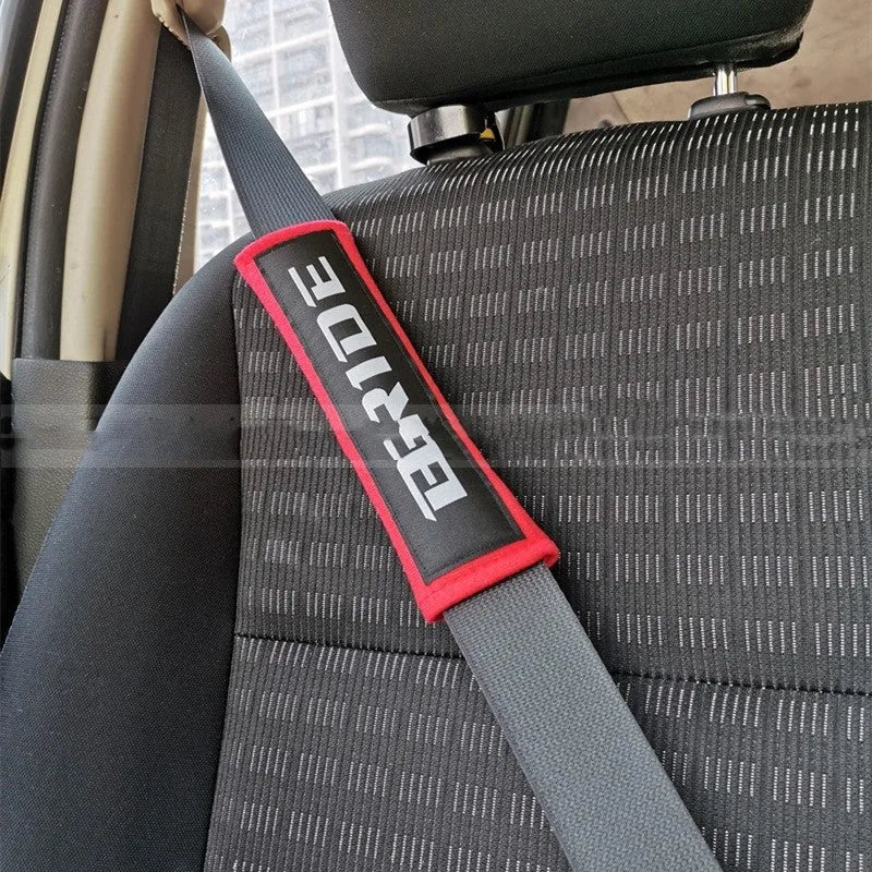 Car seatbelt shoulder pad set in cotton sponge cloth with embroidery decoration, 22.5cm length