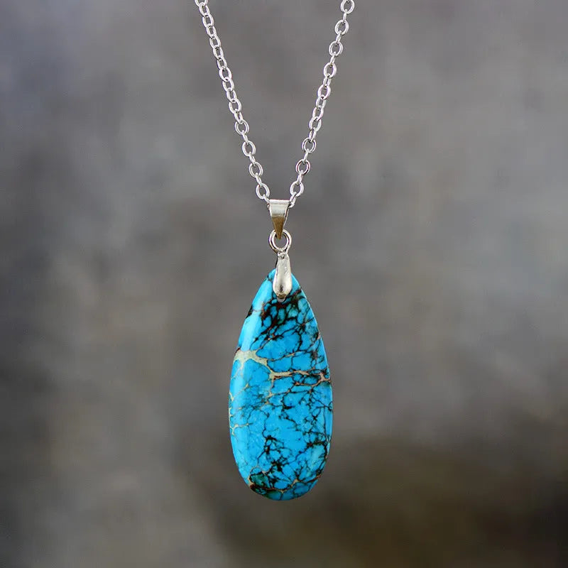 Jade drop-shaped pendant necklace with gold-plated chain in European American style