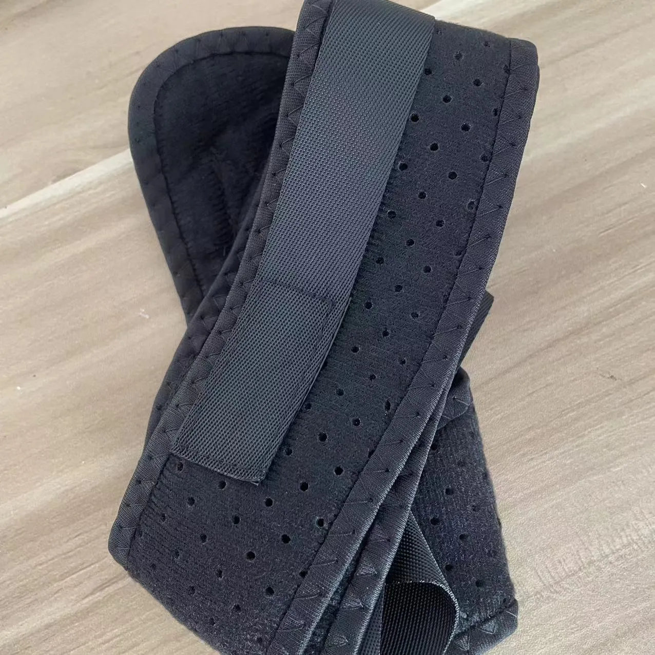 Babaka adjustable nylon posture correction band for sitting posture support