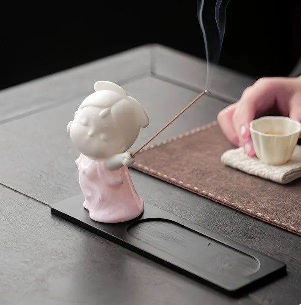 Ceramic court attendant incense burner decoration in fresh adorable style