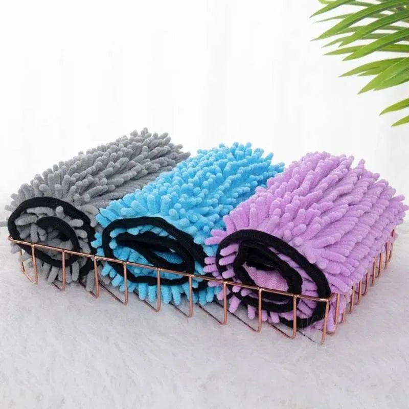 Soft fibre pet bath towel in blue, grey, purple, or red, measuring 62 cm by 23 cm.