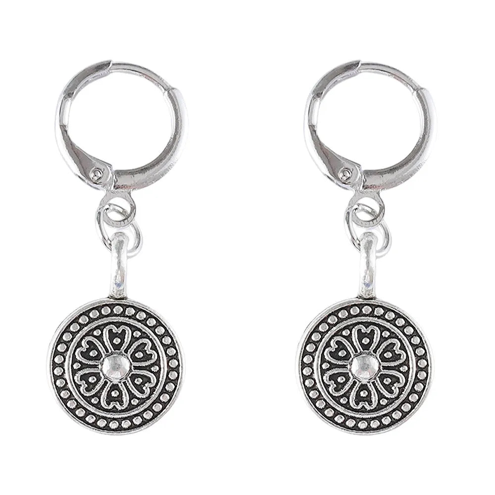 Bohemian retro geometric round earrings with distressed ethnic print in zinc alloy construction