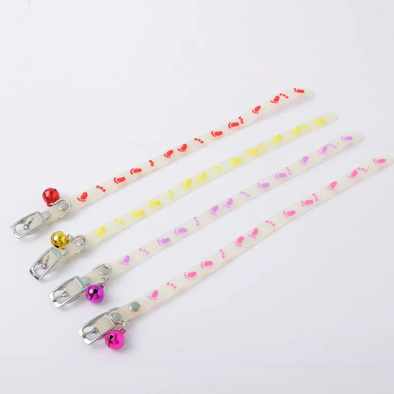 Adjustable 29cm luminous cat collar with silicone chain and metal bell in fishbone footprint love or paw print style