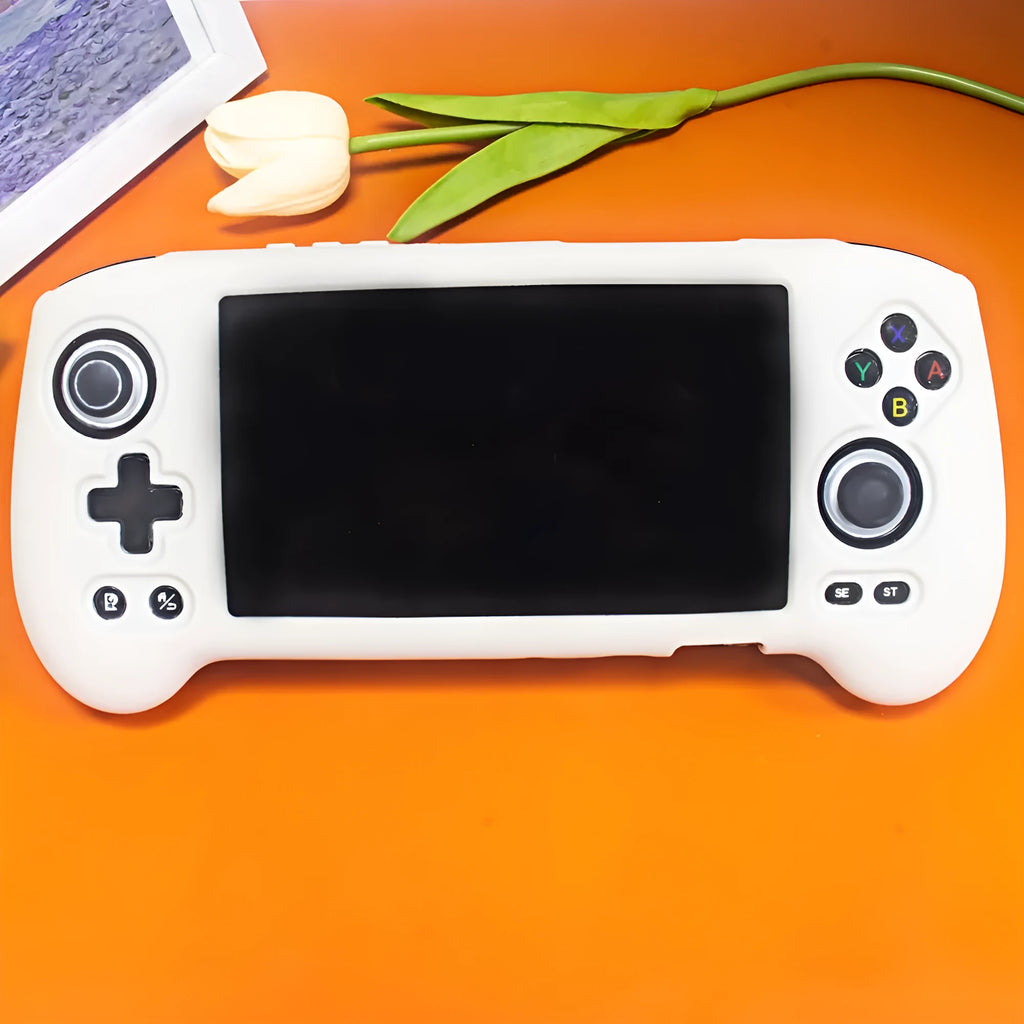 Silicone protective cover for ANBERNIC RG556 game console, beige colour, injection molded, size 22.4x10.6x2cm