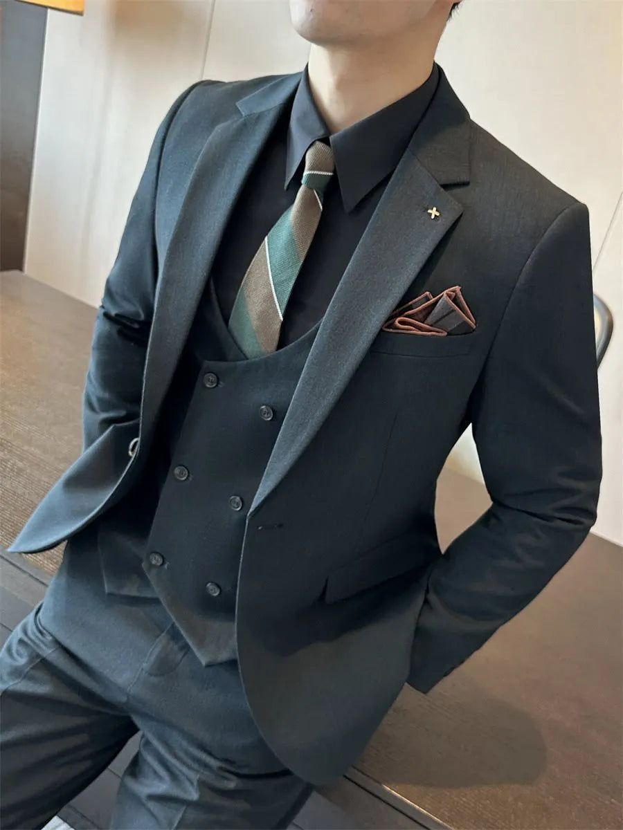 Men's slim fit business formal wear jacket in chemical fibre blended fabric available in camel, coffee, or dark green colours