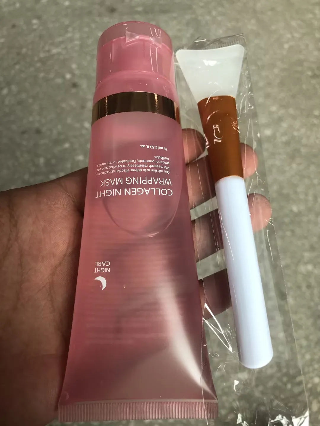 75ml bottle of collagen night face mask with application brush for even spreading.