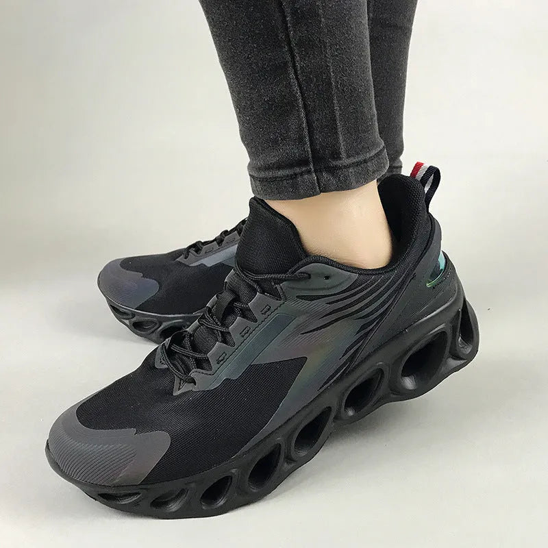 Men's black breathable low-top casual sports shoes with mesh upper and lace-up front