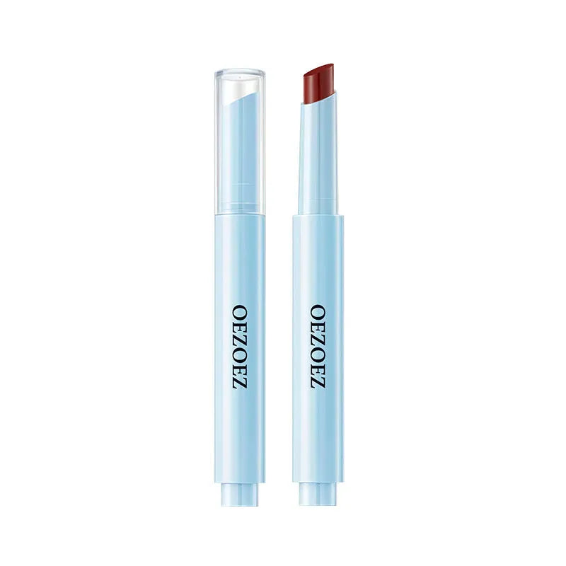 Waterproof moisturising lipstick in six matte shades with 1.8g net content