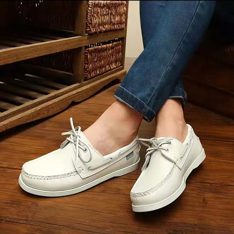 Men's British-style casual shoes in artificial PU with round toe and flat heel