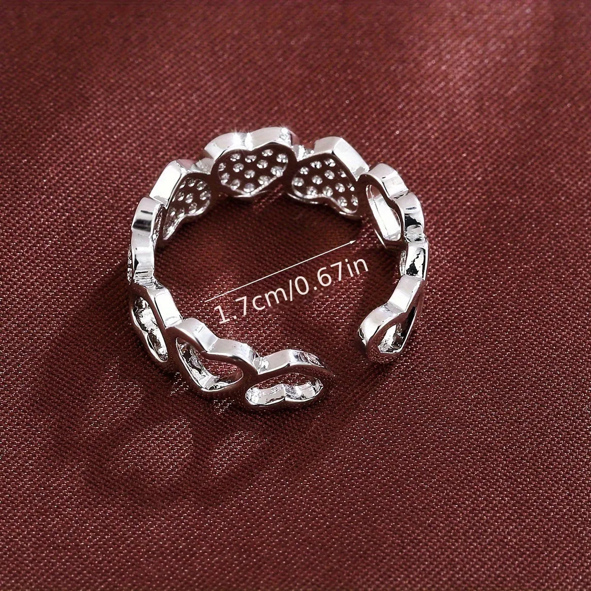 Adjustable geometric love heart couples ring in gold colour with diamond-cut surface
