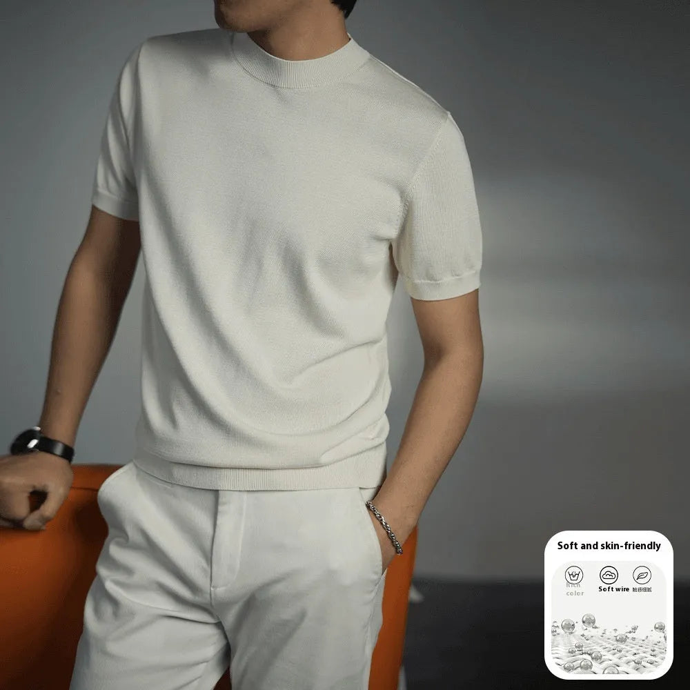 Men's non-ironing knitted T-shirt in a solid colour with round neck and short sleeves.
