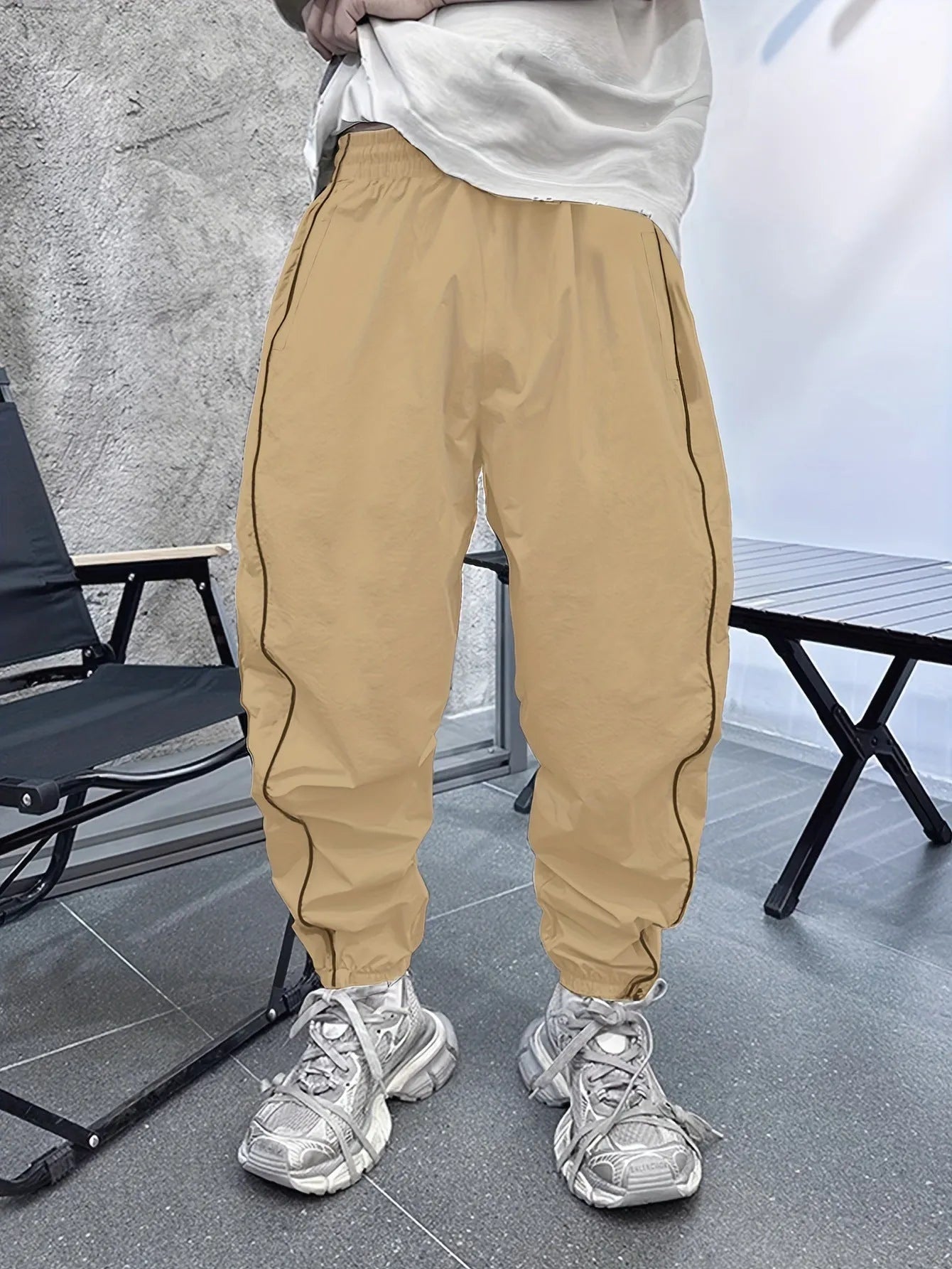 Men's loose style casual sports trousers in bamboo fibre fabric with cropped length