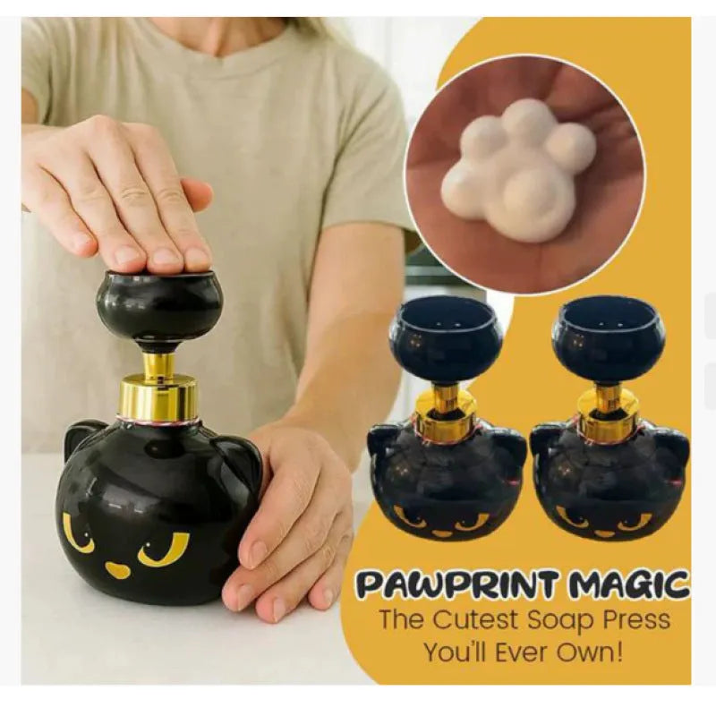 Black plastic cartoon cat-shaped automatic foam soap dispenser, dimensions 10x10x18cm.