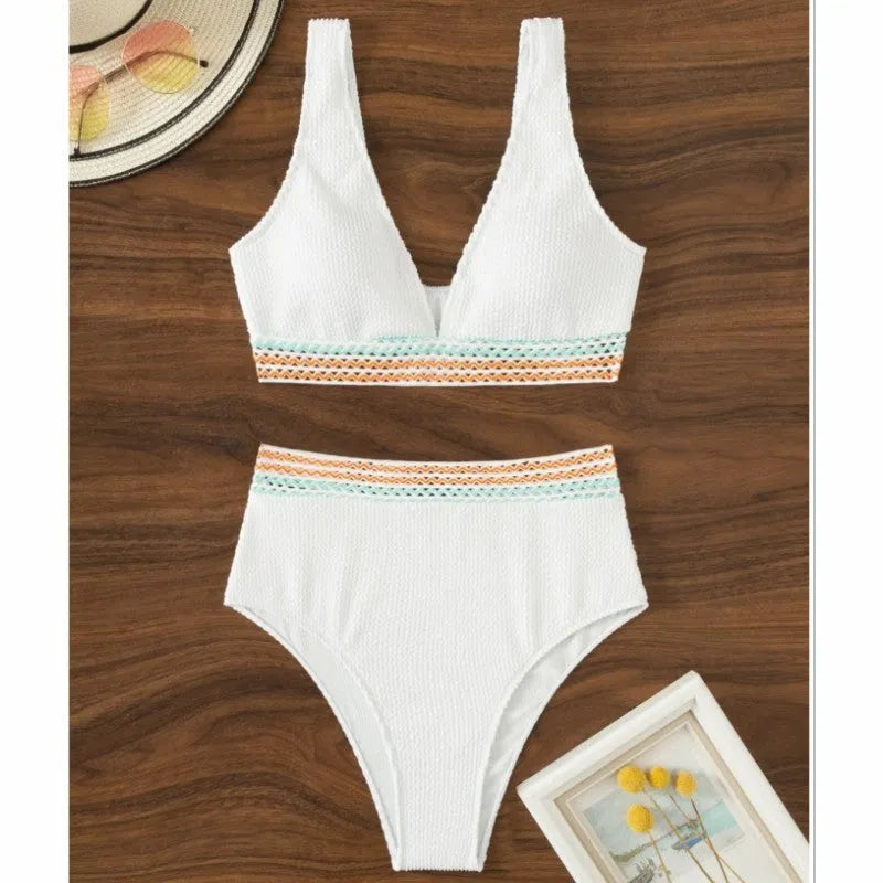 Women's high waist solid colour bikini set in white or pink