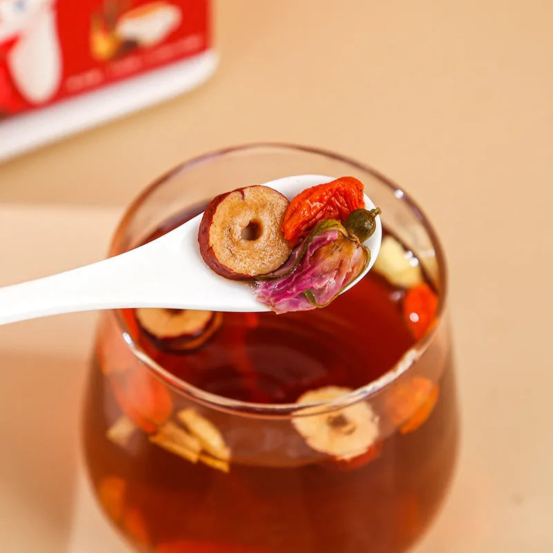 Box of Yuantang ginger and jujube tea containing 150g of herbal tea bags with brown sugar, red dates, and wolfberries