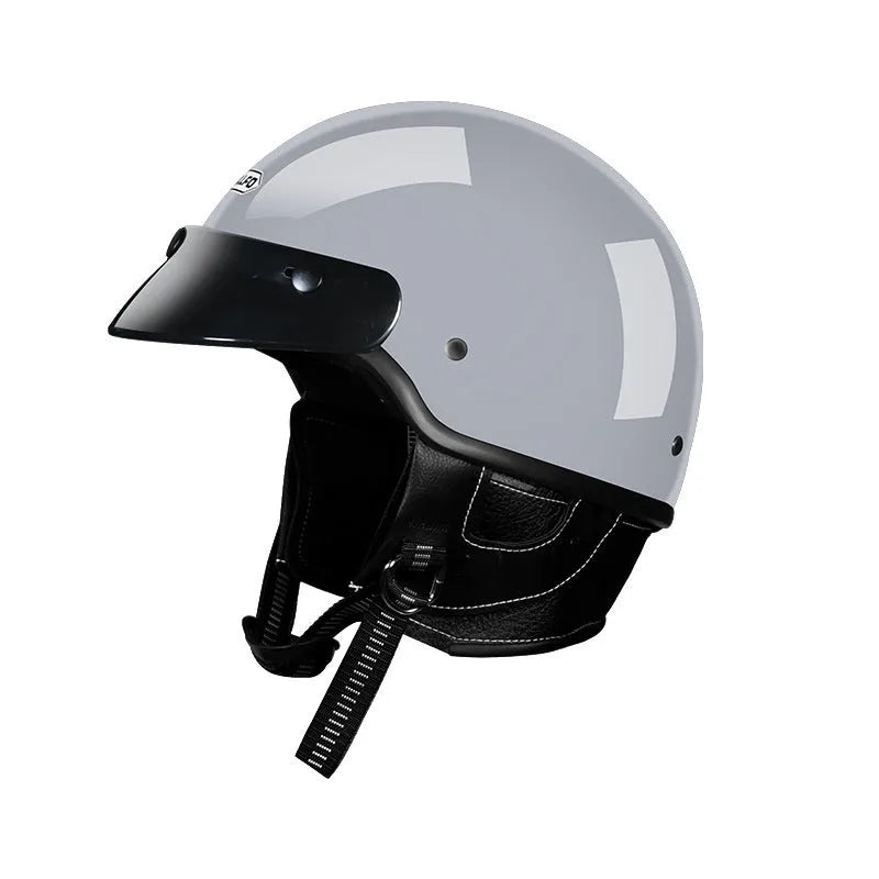 Retro style motorcycle helmet in ABS construction available in multiple colours and sizes