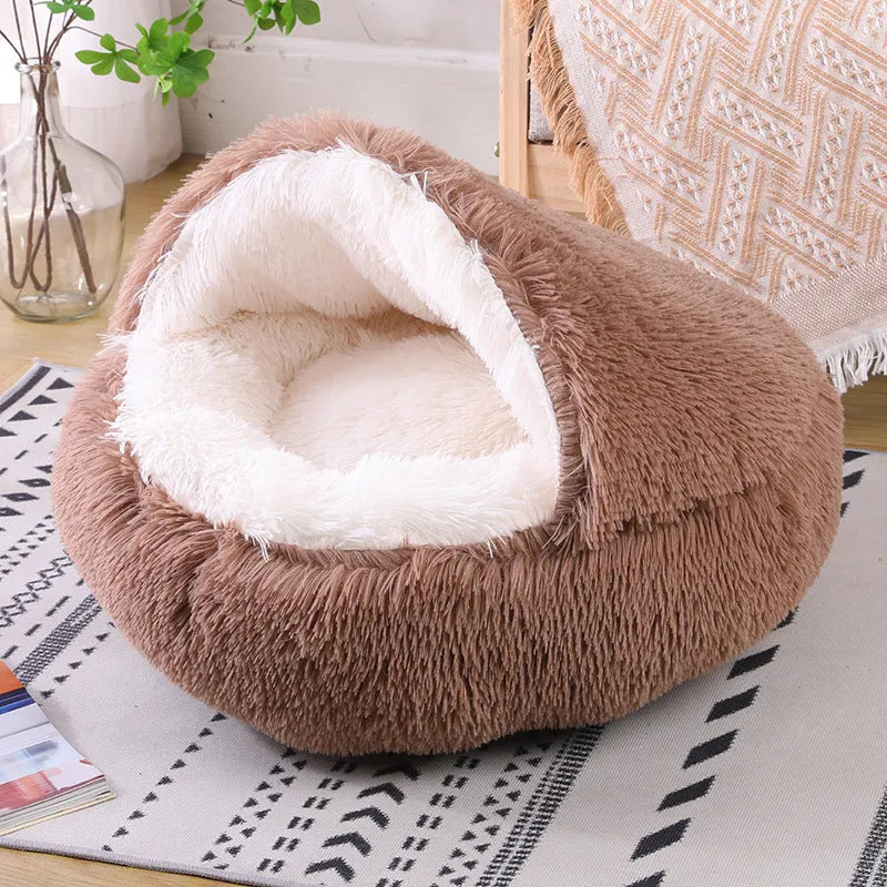 Waterproof cloth dog kennel in semi-enclosed design showing colour and size options