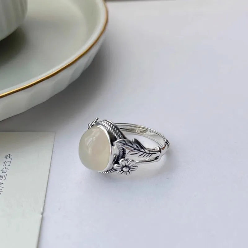 Copper vintage ring with adjustable open mouth design in antique white chalcedony colour