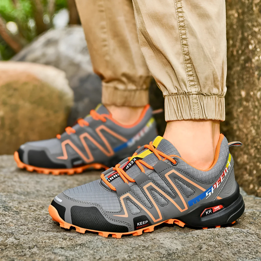 Men's plus size low-top casual shoes in synthetic leather with non-slip rubber sole
