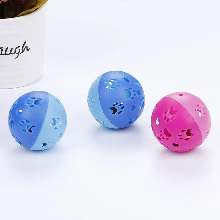 Pethome hollow plastic sounding cat toy ball in pink and blue 5cm diameter