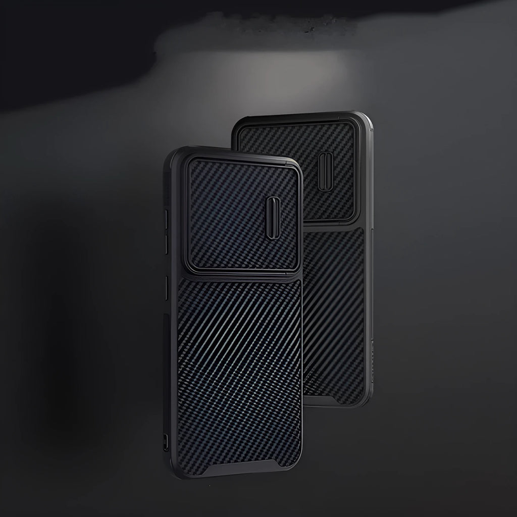 Black carbon fibre pattern phone case for Samsung S23 Ultra with rear lens cover closed.