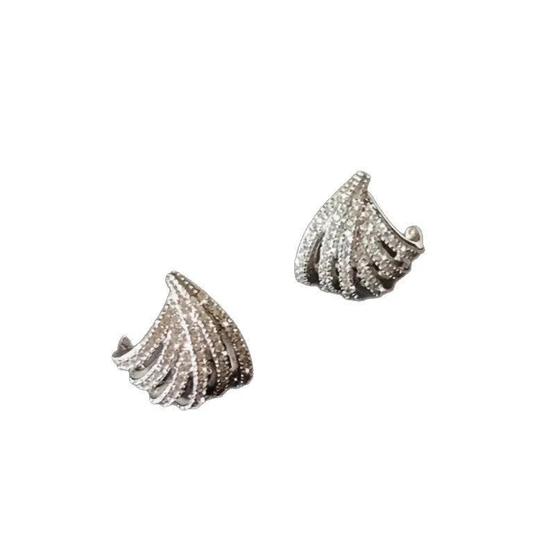 Geometric zircon earrings with platinum electroplated finish and line design detailing