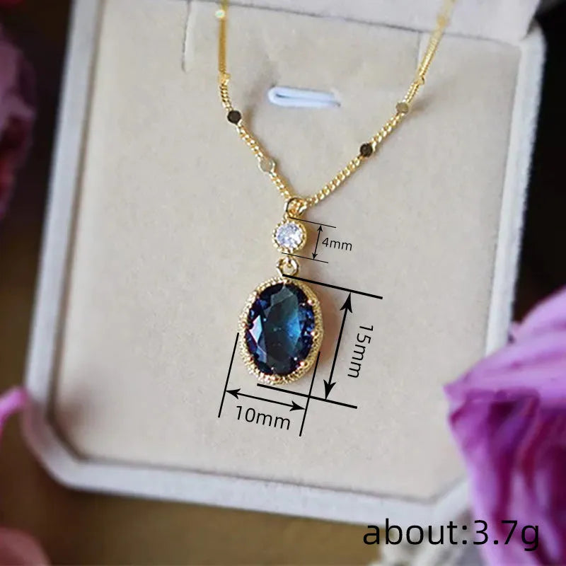 Geometric gold electroplated copper necklace with French retro styling