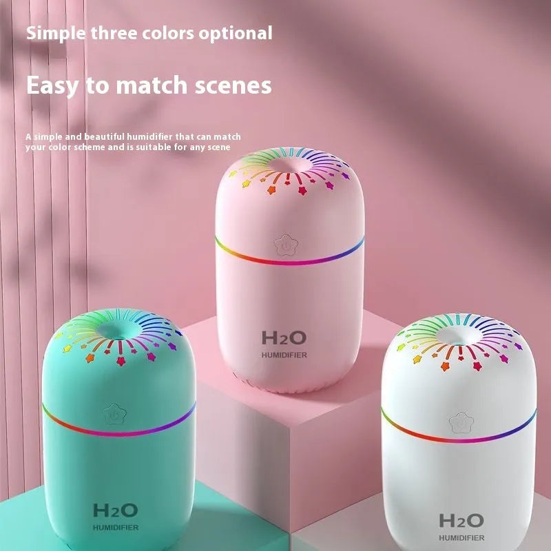 White USB desktop humidifier with compact 75x75x116mm dimensions and 300ml water tank capacity