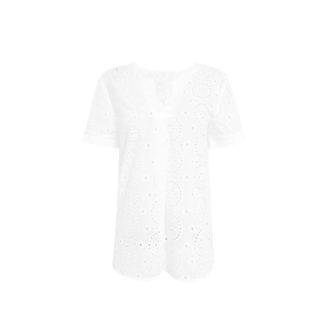White V-neck t-shirt with hollow-out pattern and short sleeves