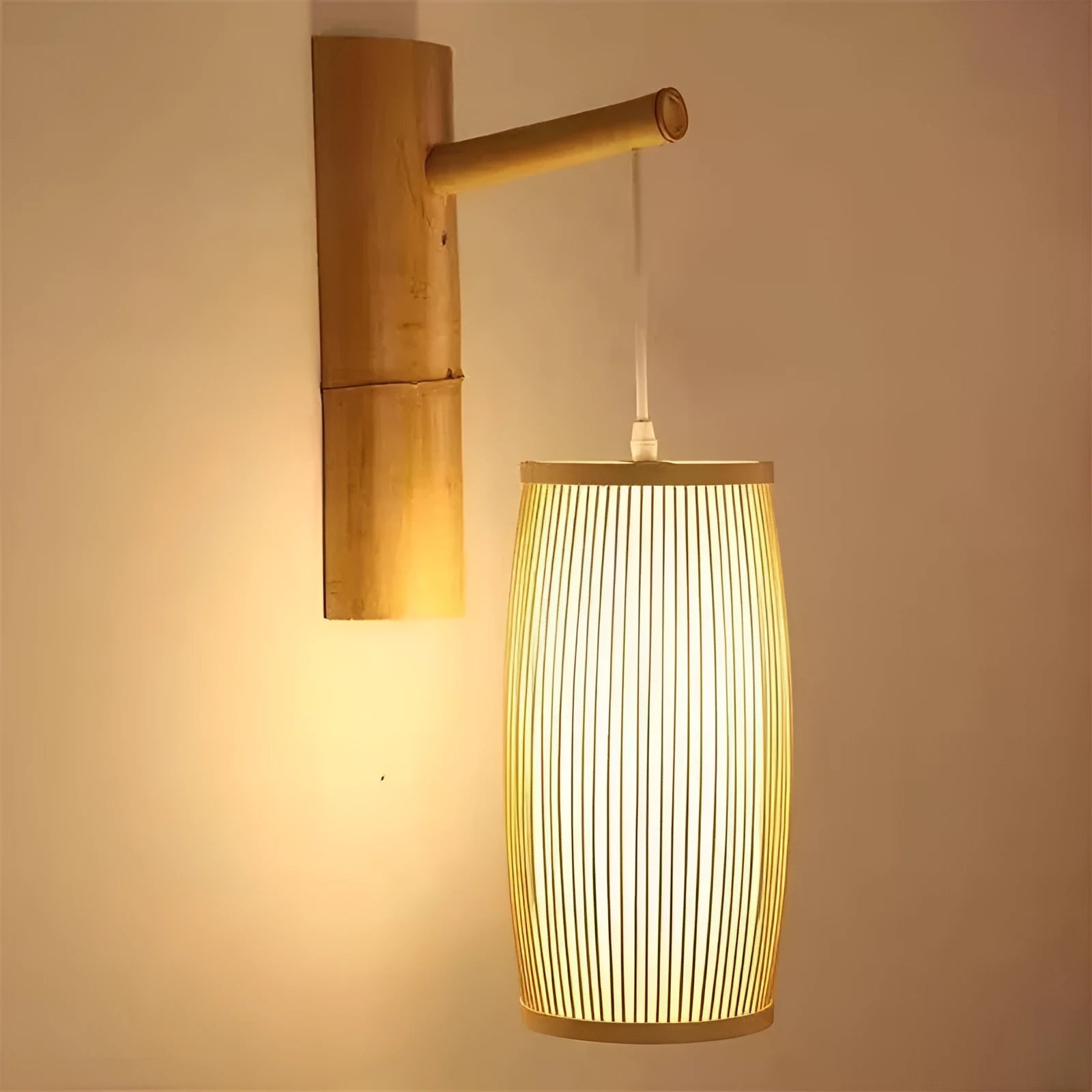 Natural bamboo plait decorative lamp with Southeast Asian styling, 35cm height