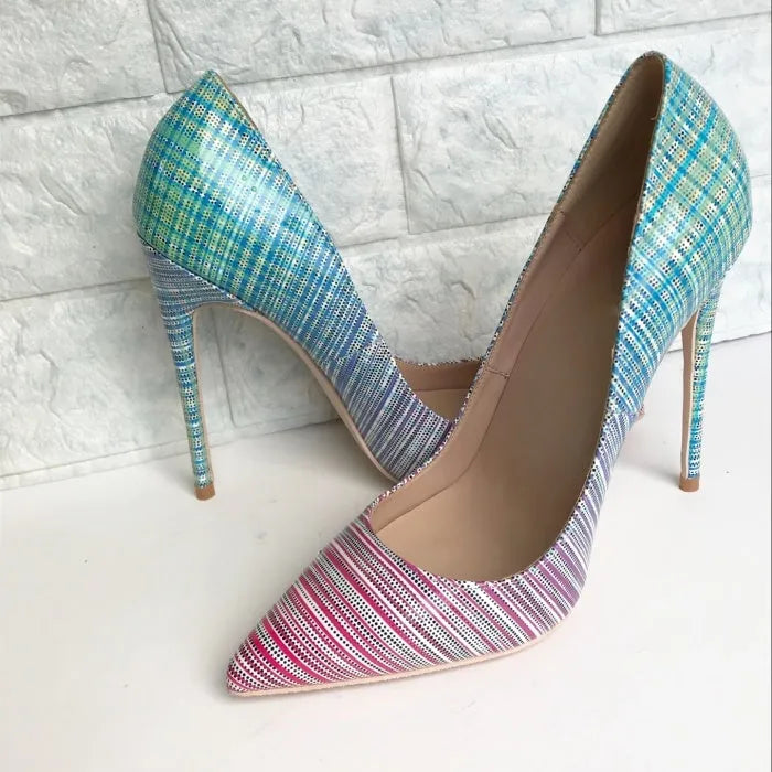 Ladies pink and blue gradient patent leather pointed toe high heels with slim heel.