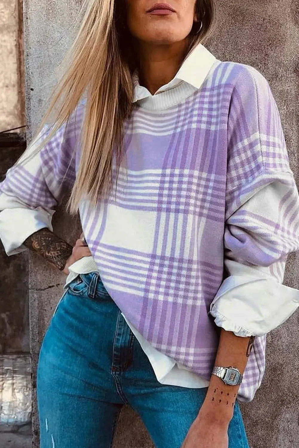 Lilac plaid print loose sweater with ribbed trim and long sleeves