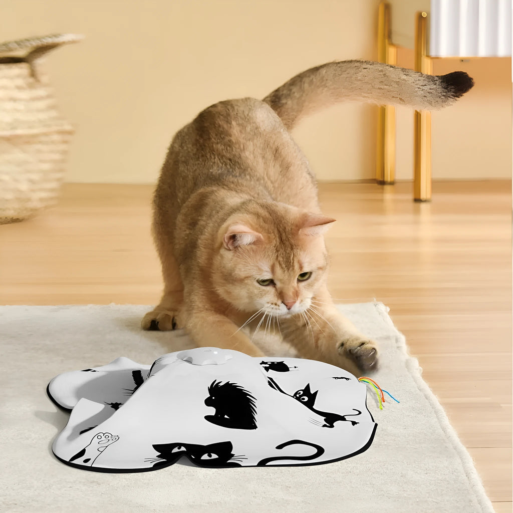 Automatic cat tease toy with plastic construction in picture colour