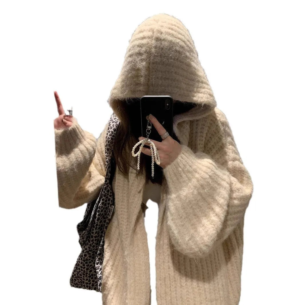 Women's thick grey hooded cardigan sweater with loose fit and regular sleeves