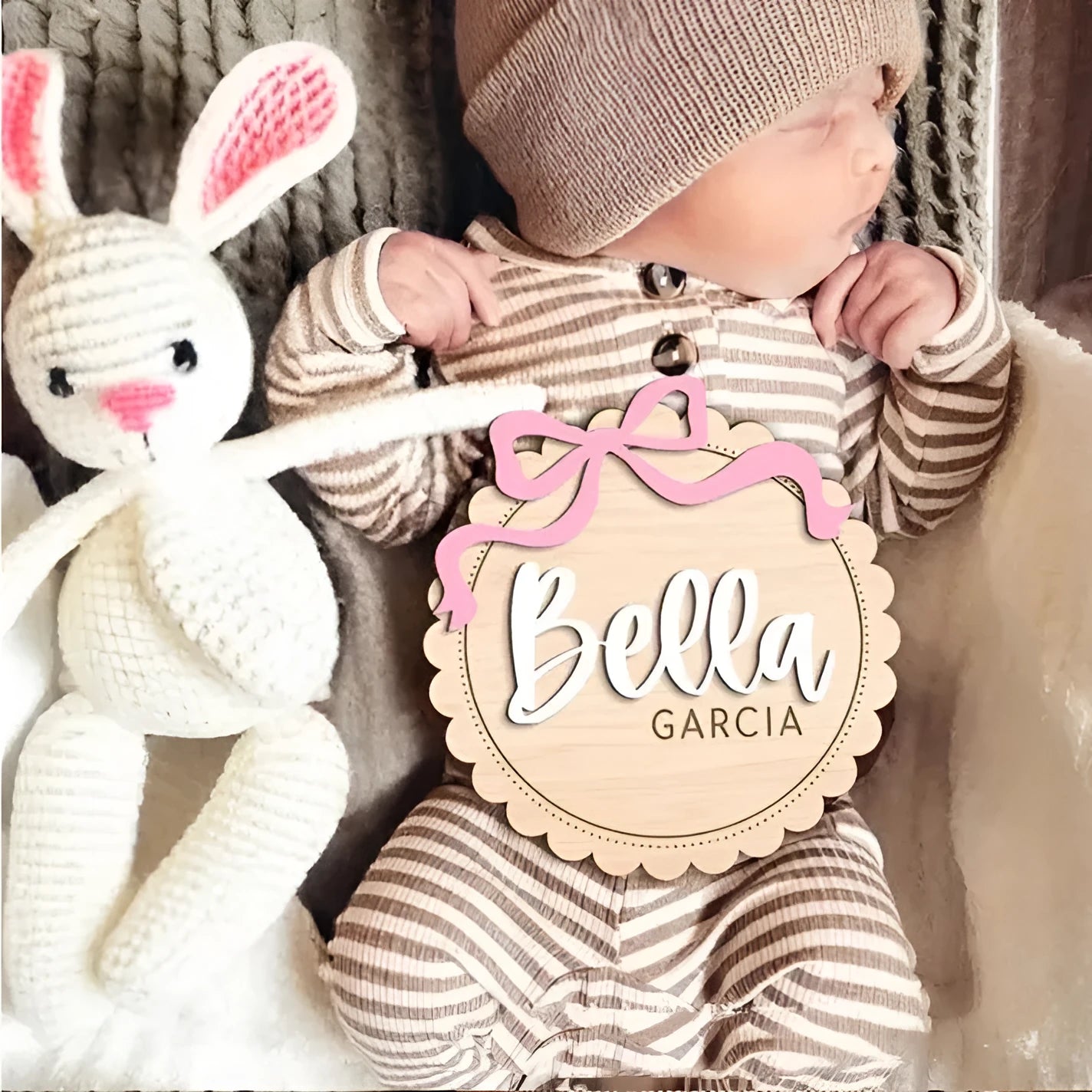 Wooden baby room decoration photo props with customised name in 13x13cm and 15x15cm sizes