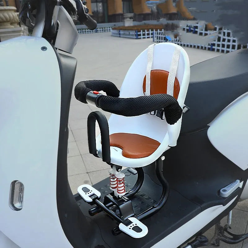 High carbon steel scooter front safety seat for children measuring 20x20x53cm in white, red, or black