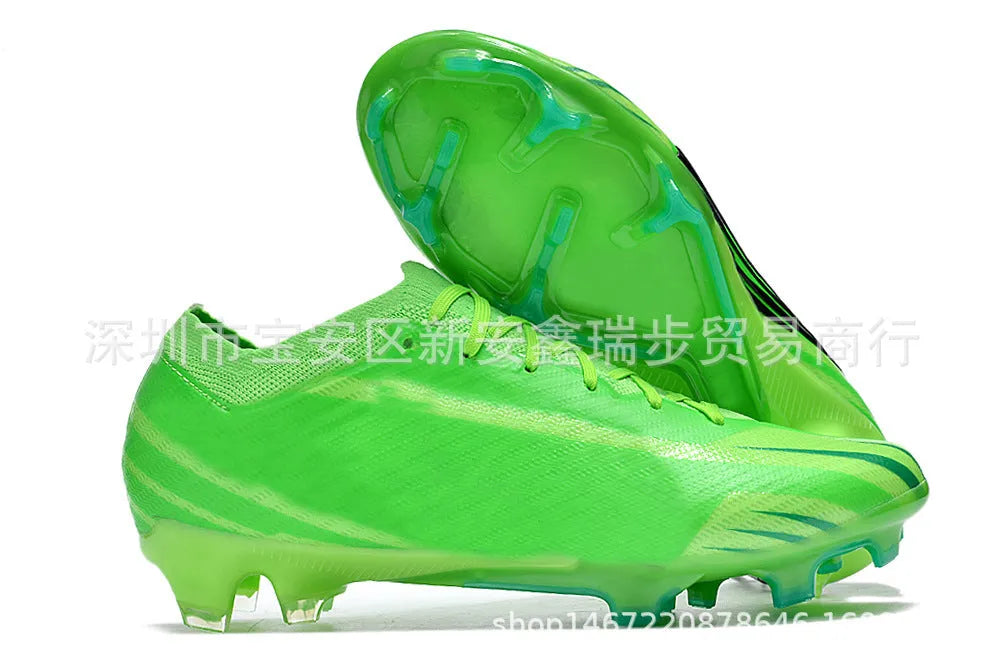 Men's low-top knitted football boots with FG rubber studs on a wear-resistant outsole
