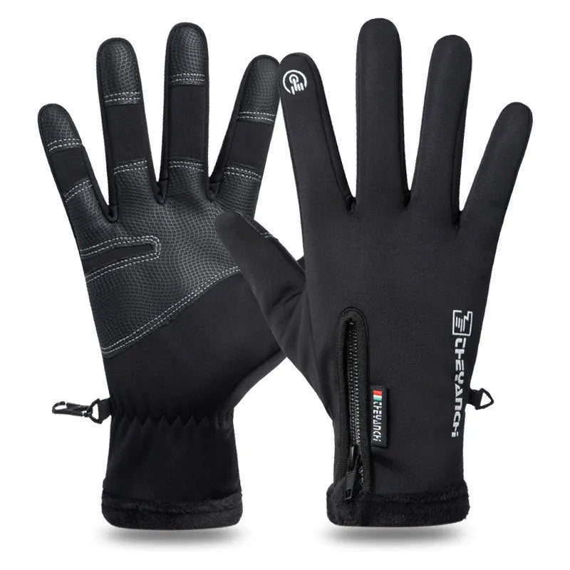 Winter cycling gloves in black with non-slip grip and touchscreen fingertips