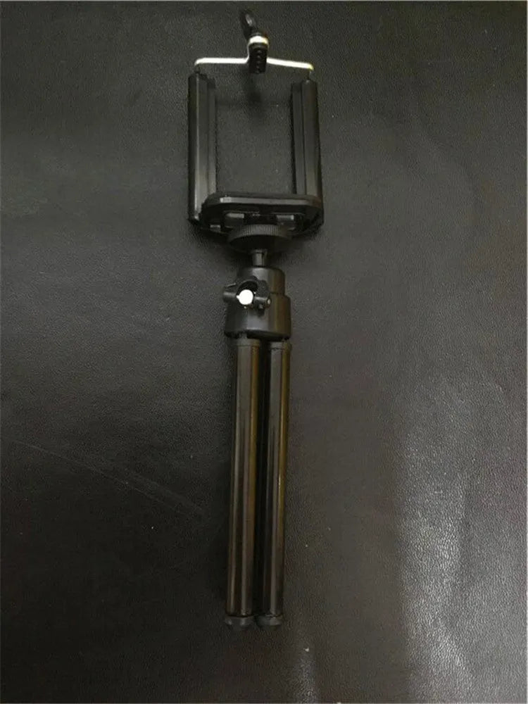 Desktop phone holder with two-section adjustable bracket in black or silver colour