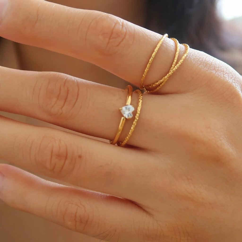 Golden love heart oval ring for women in stainless steel with electroplated finish