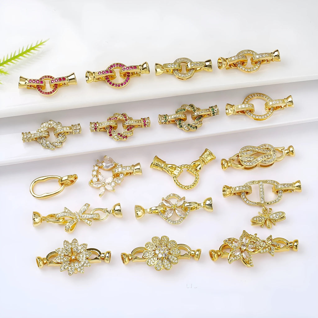Small gold-plated necklace clasp for DIY jewellery making
