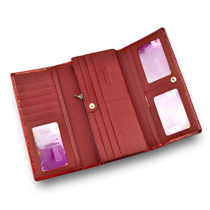 Genuine leather women's coin purse with crocodile pattern texture in wine red colour