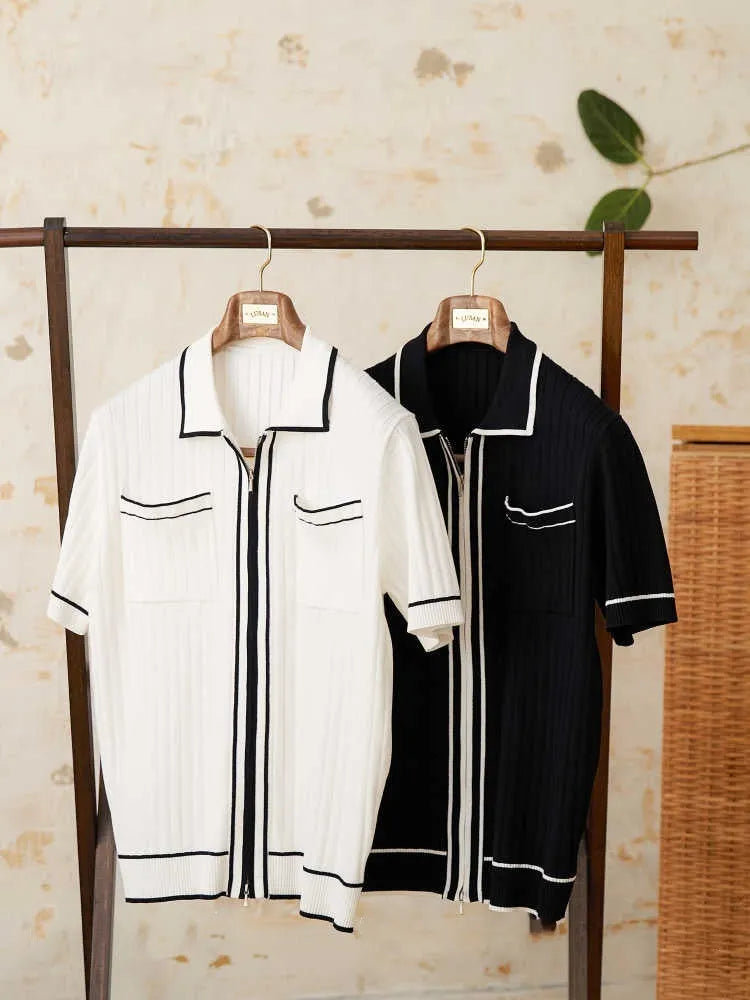 Slim fit lapel collar polo shirt in black knitted fabric with short sleeves