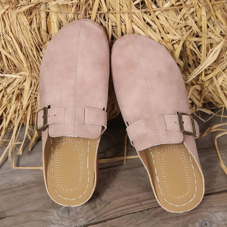 Women's lightweight outdoor wedge slipper in a choice of colours, showing closed toe and rubber sole.