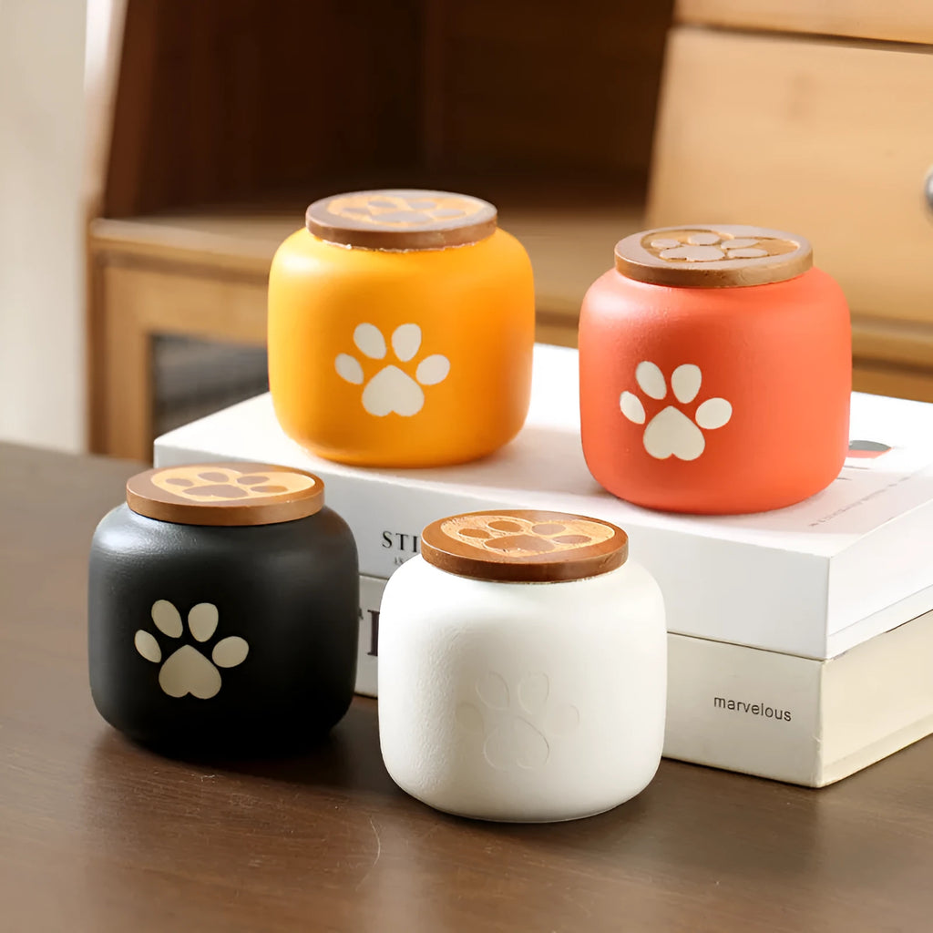 Ceramic pet funeral urn moisture-proof footprint design 180ml or 500ml black red white yellow