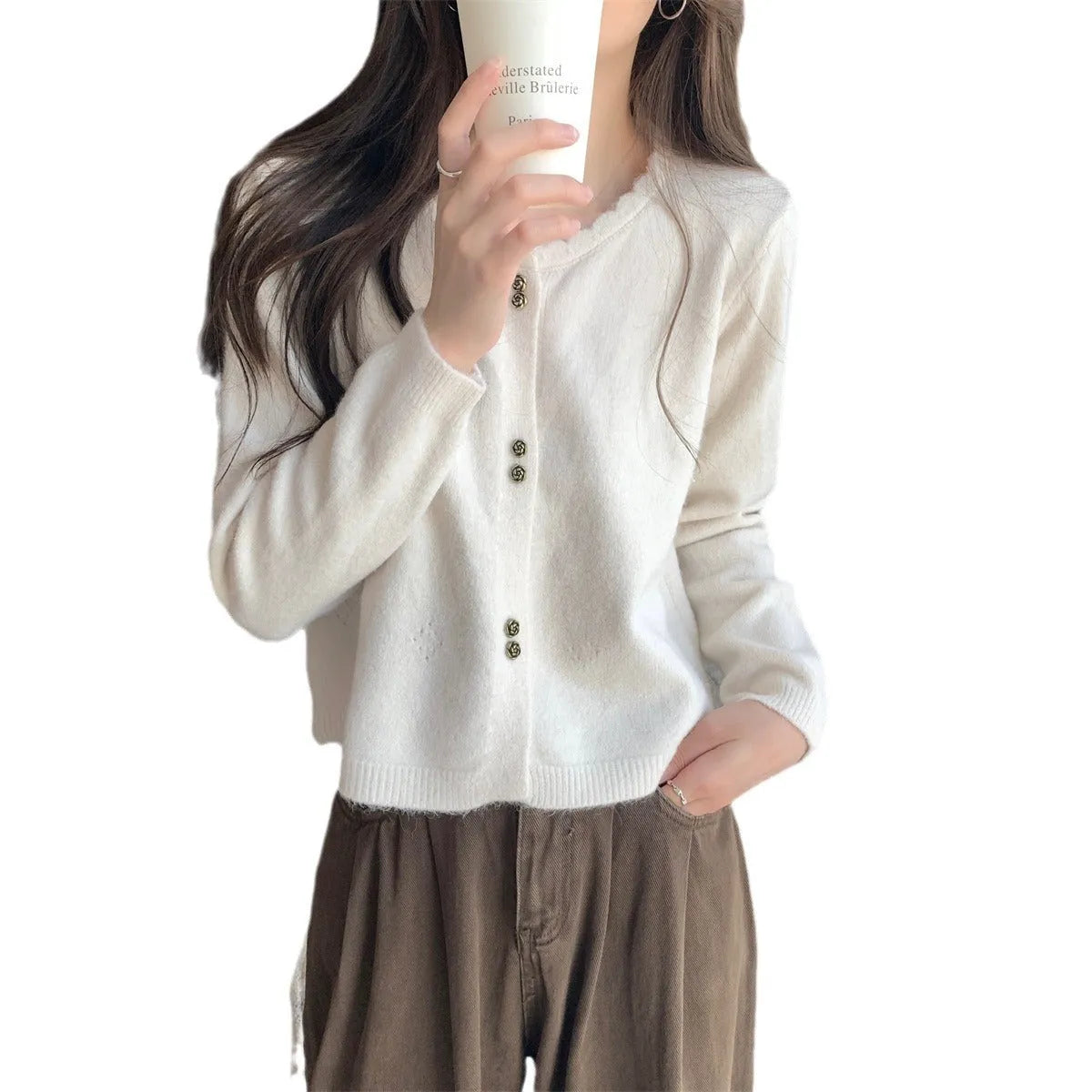 Women's acrylic fibre cardigan coat in long sleeve design with free size fit