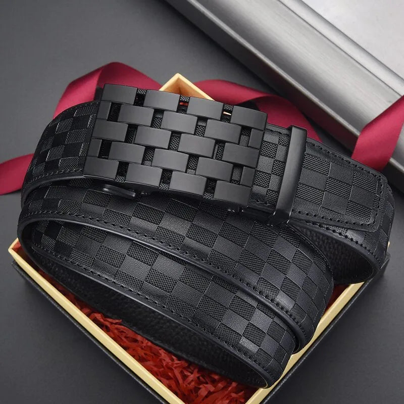 Men's genuine leather automatic buckle belt with alloy electroplated buckle in carved plaid colour
