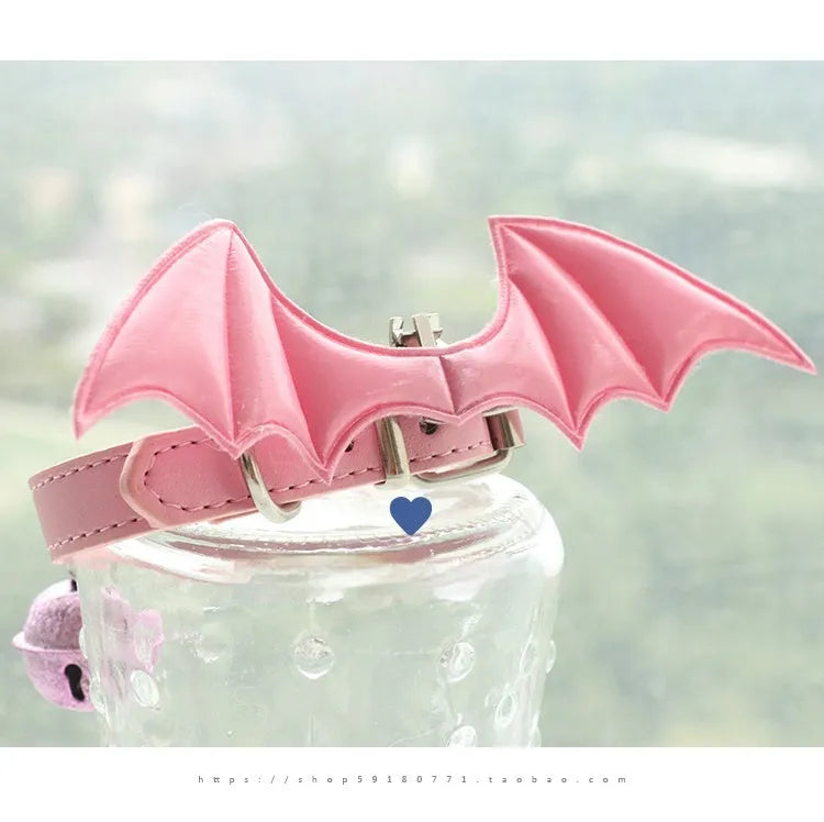 Small dog leather collar with devil wings design in patent leather satin
