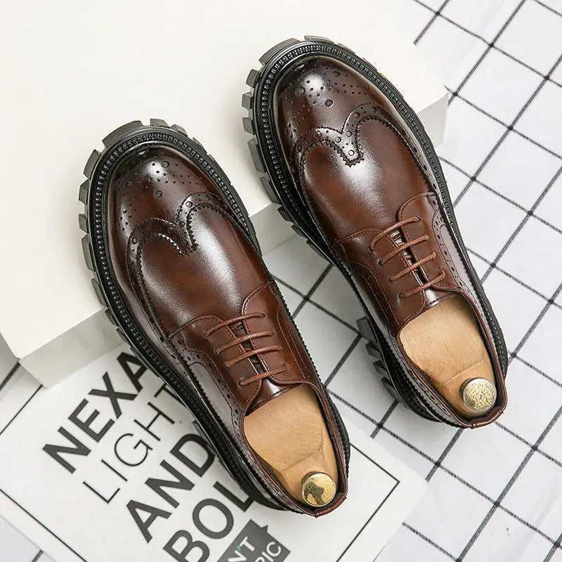 Men's black and brown business brogue leather shoes with round toe design