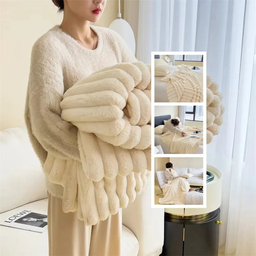 Soft Wind double-sided thickening faux rabbit fur blanket in a solid colour, shown in a heap to display texture.